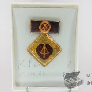 Alemania Ddr - Medalla Brigada De Trabajo Socialista (1967) / 34x44mm